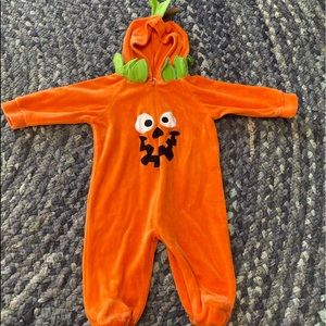 0-3 month pumpkin onesie costume